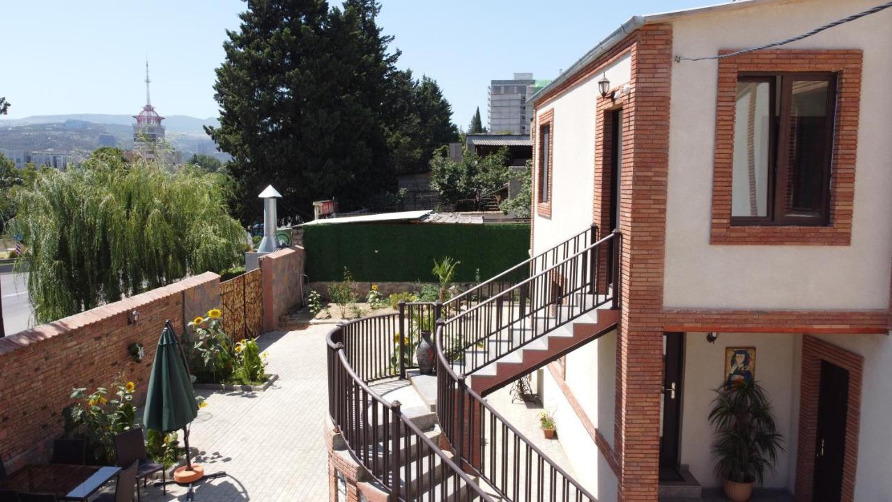 Guest House Spartak Tbilisi Ngoại thất bức ảnh